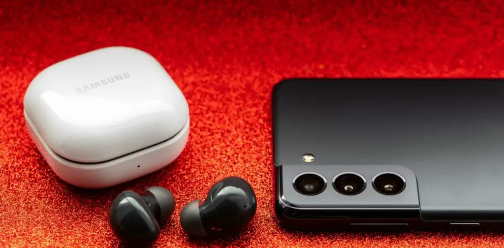 Samsung Galaxy Buds Plus verbinden met apparaten