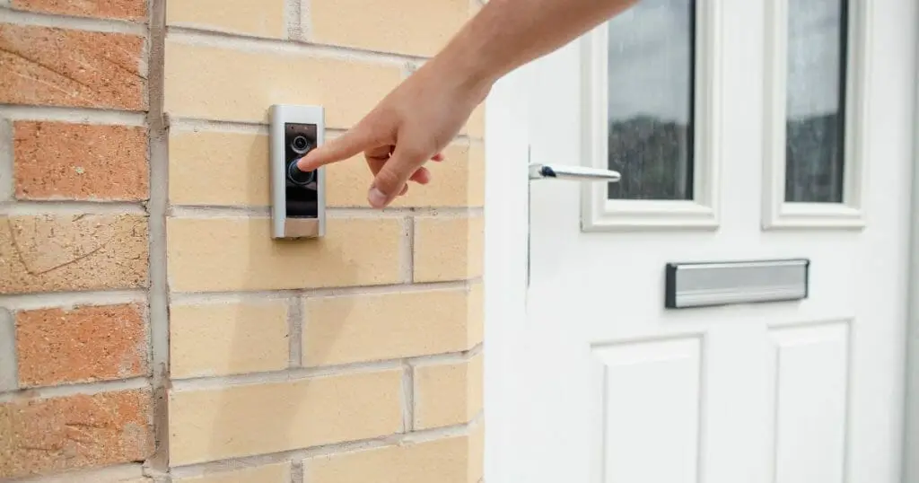 Hoe installeer je de Ring video doorbell?